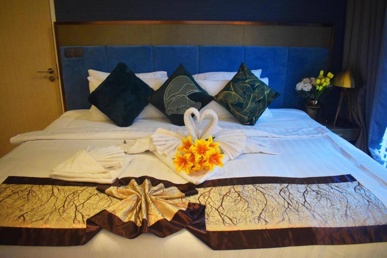 Ferienwohnung Star Skypool Klcc Kuala Lumpur Exterior foto